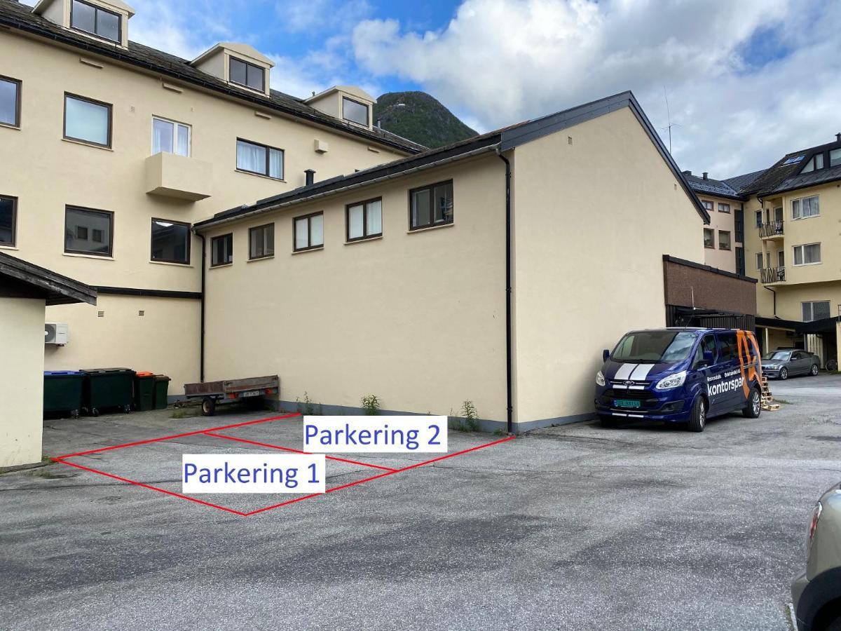 Andalsnes Sentrum 1-Room Apartment No3 Экстерьер фото