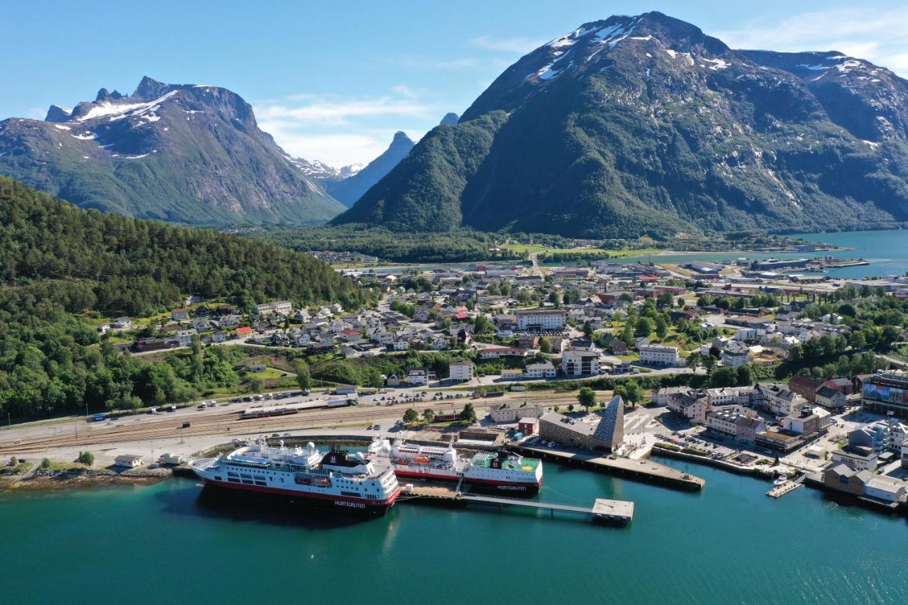 Andalsnes Sentrum 1-Room Apartment No3 Экстерьер фото